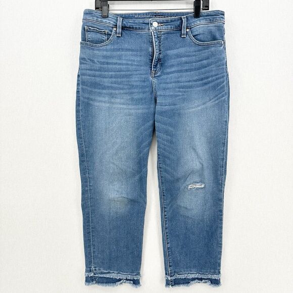 Chicos Jeans 2 US 12 So Slimming Girlfriend Slim Leg Crop Blue Denim Fray *Spot - Picture 1 of 13